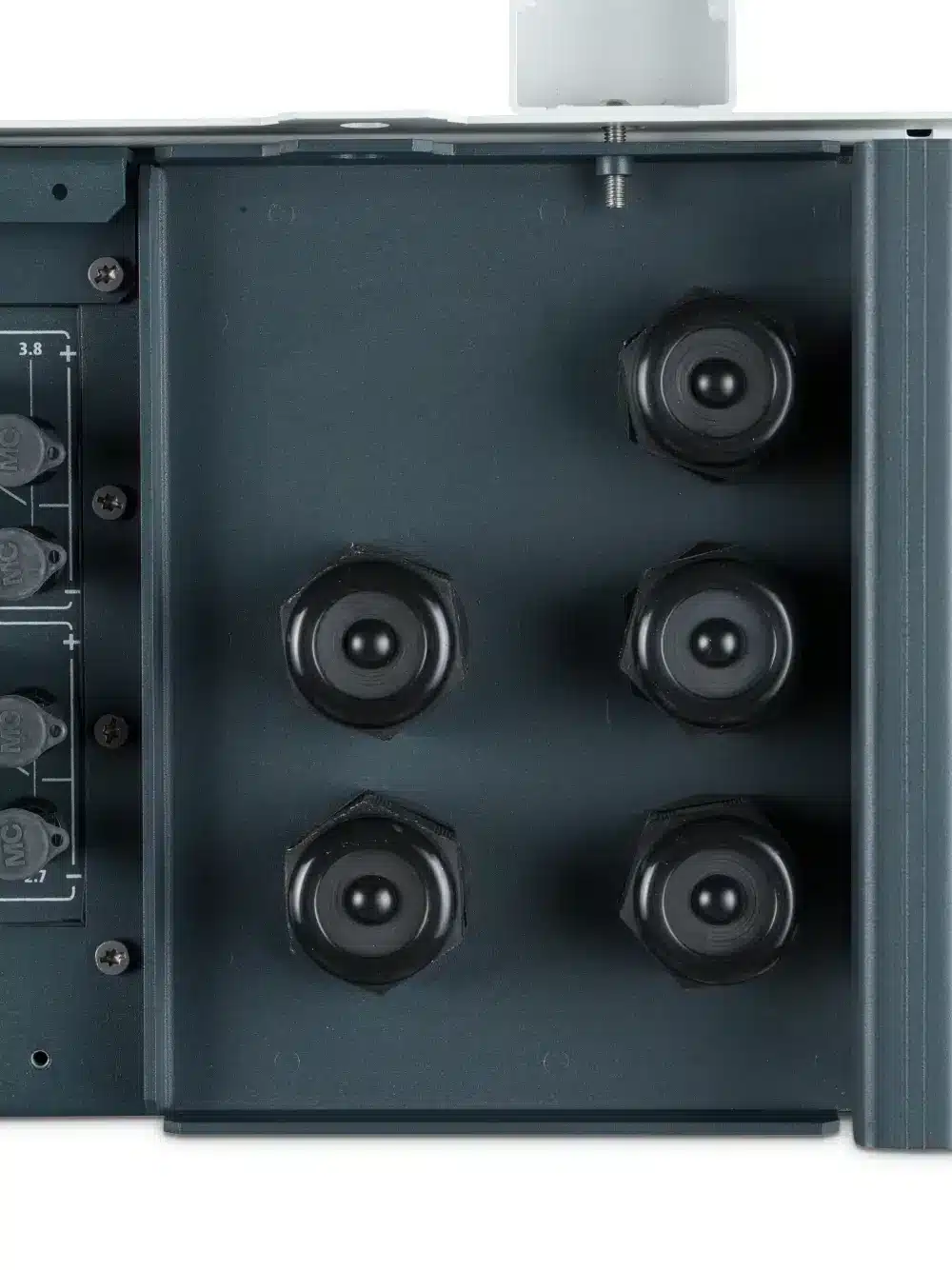 ID1181661-Tauro_AC_Connection_Single_core_M_154223_4_240_329 Fronius AC Connection Single core – Bild 1